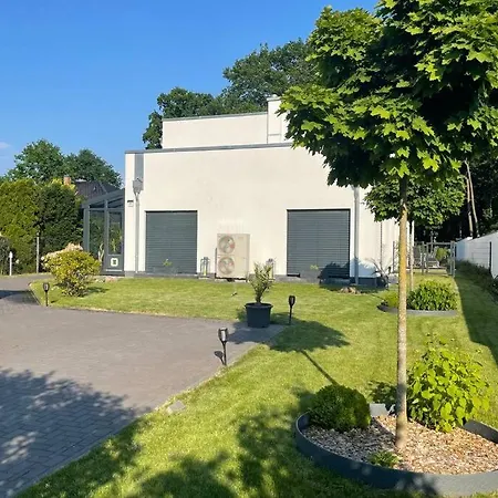 Villa Lotti Near Tesla Factory * Alberthain
