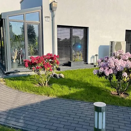 Apartment Villa Lotti Near Tesla Factory Alberthain
